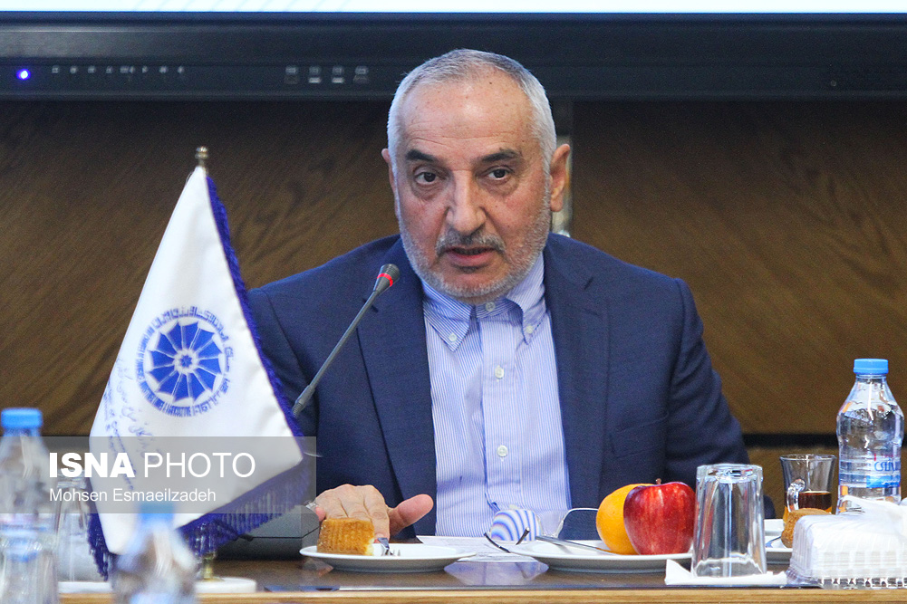 نایب رئیس اتاق بازرگانی خراسان رضوی: دولت در تصمیمات خود با فعالان بخش خصوصی مشورت کند نایب رئیس اتاق بازرگانی خراسان رضوی: دولت در تصمیمات خود با فعالان بخش خصوصی مشورت کند
